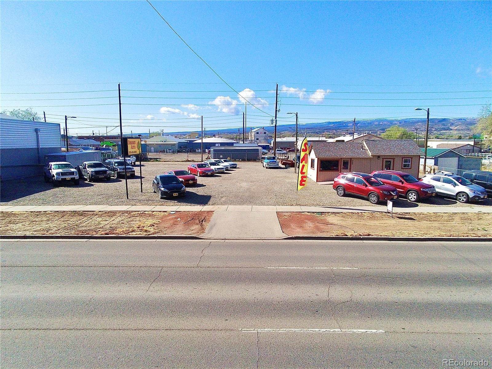 Commercial pour l Vente à 929 Pitkin Avenue Grand Junction, Colorado 81501 États-Unis