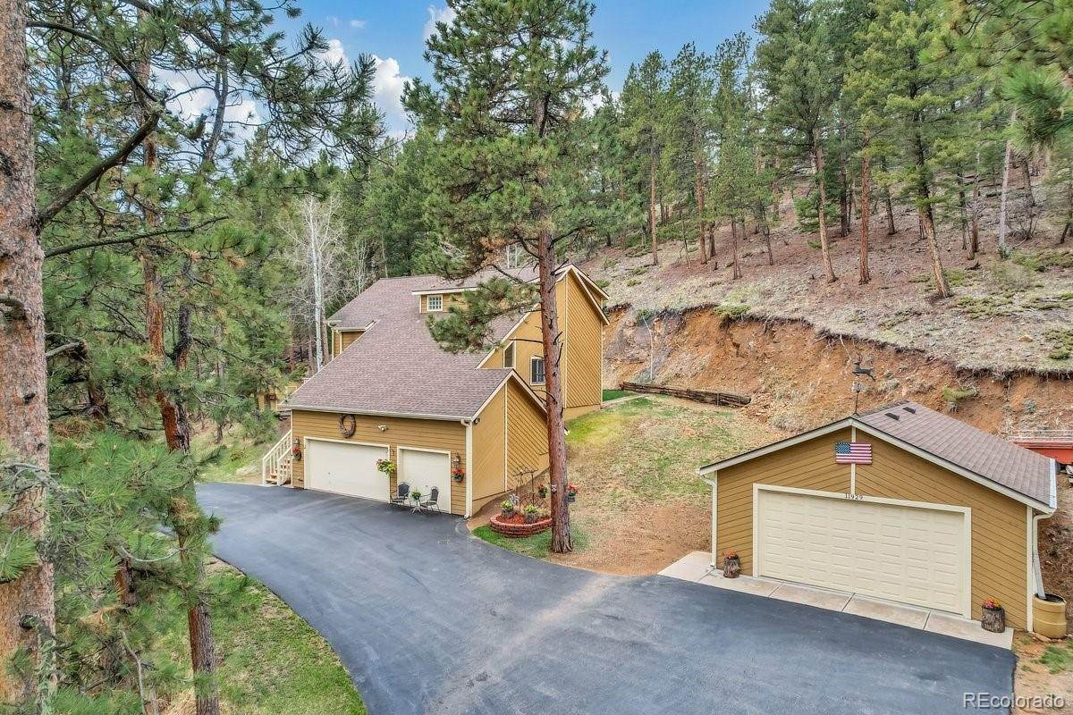 3. Single Family Homes for Sale at 11929 Broken Arrow Drive Conifer, Colorado 80433 United States