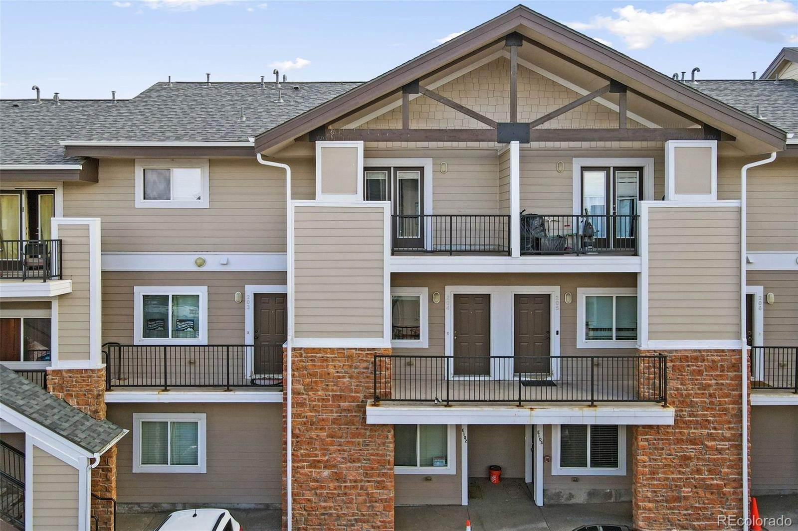 Single Family Homes pour l Vente à 1401 W 85th Avenue #E204 Federal Heights, Colorado 80260 États-Unis