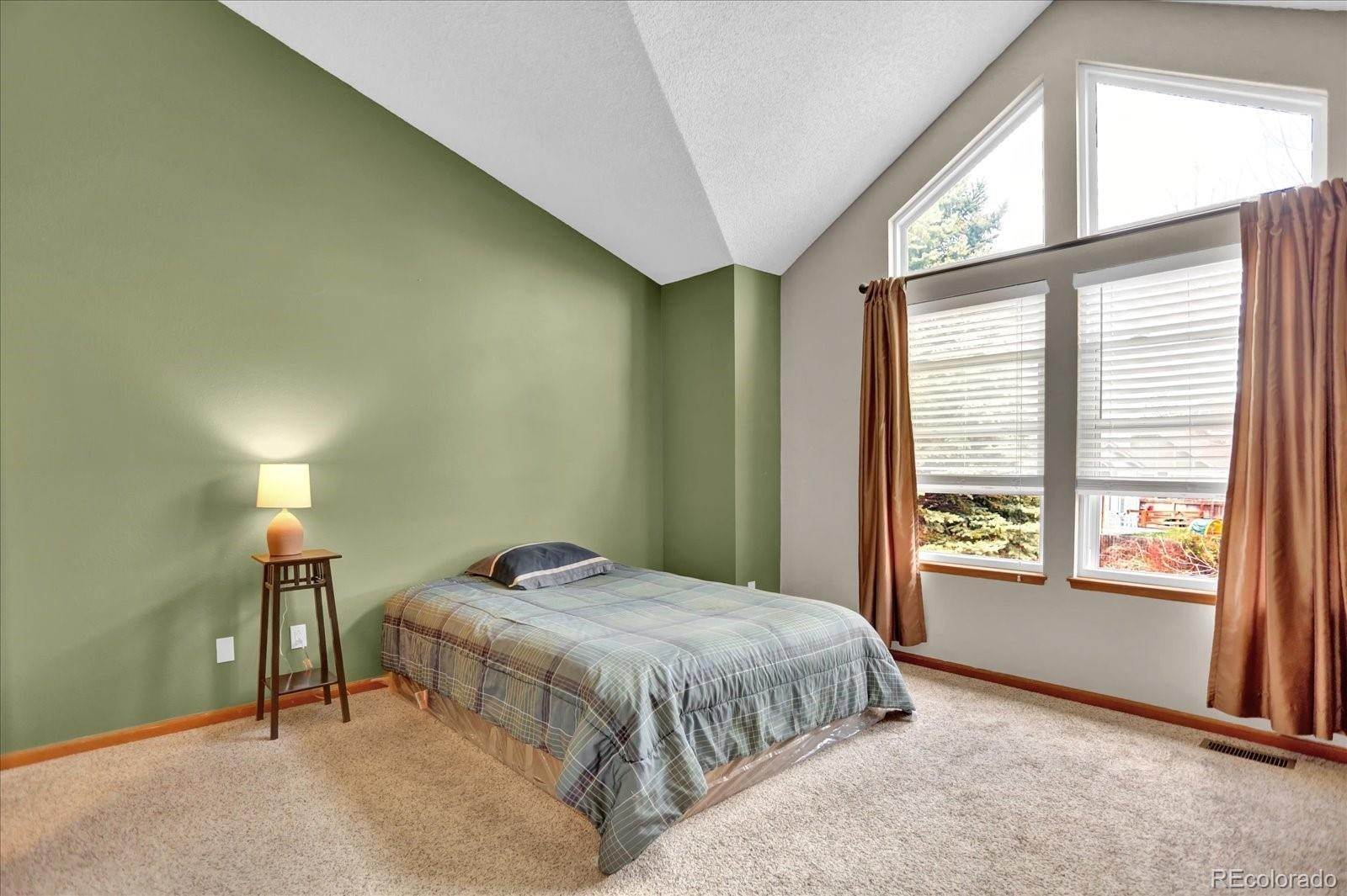 18. Single Family Homes for Sale at 4975 E Ashton Avenue Castle Rock, Colorado 80104 United States