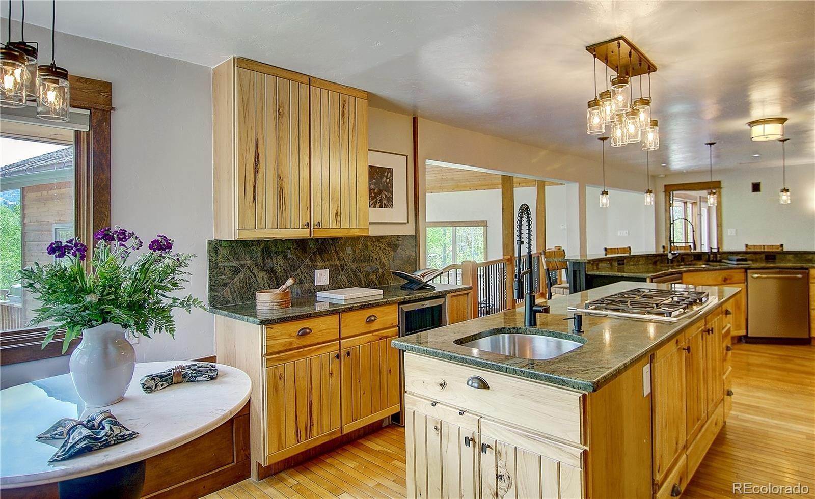 16. Single Family Homes for Sale at 115 Valverdant Circle Steamboat Springs, Colorado 80487 United States