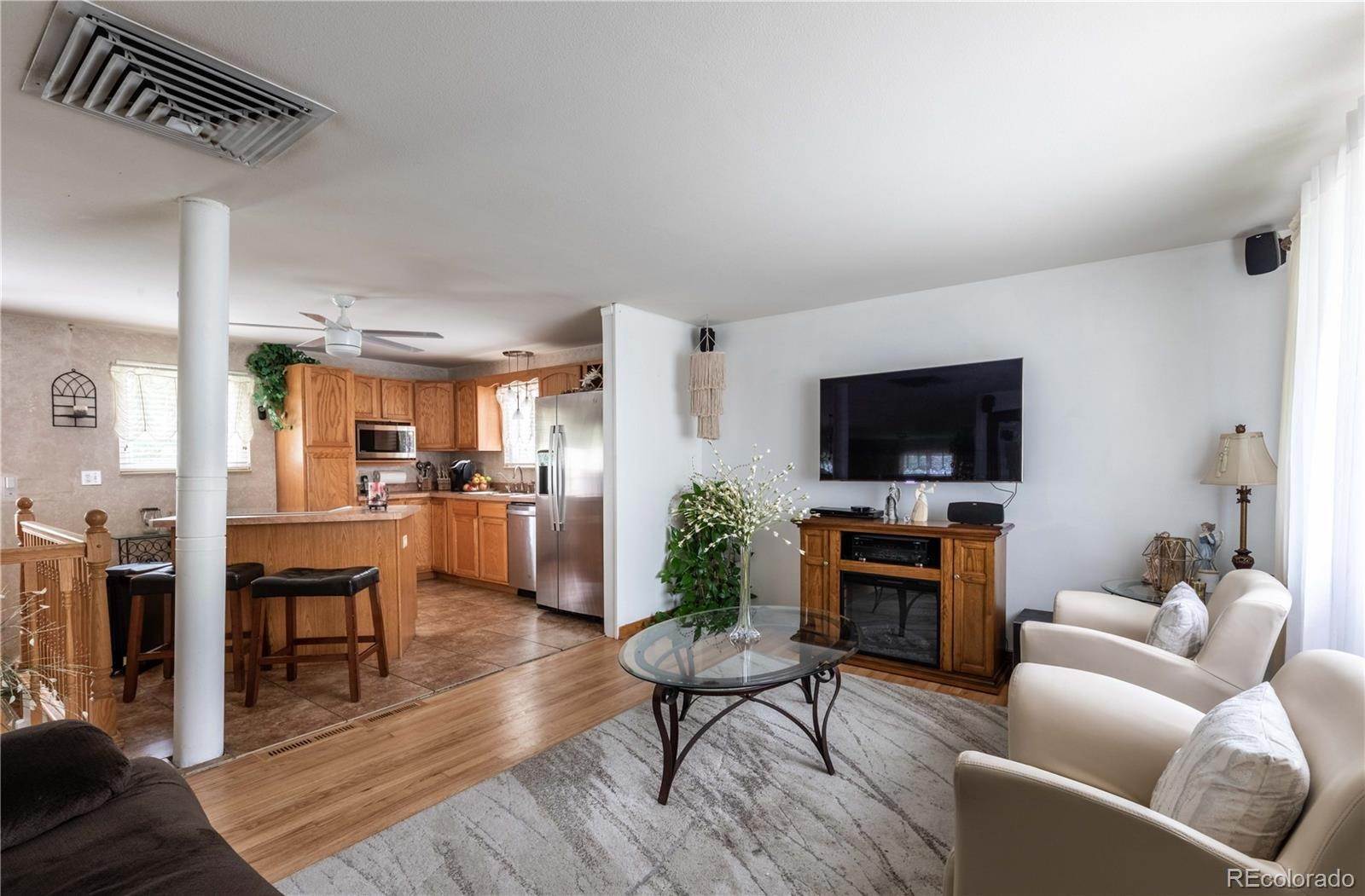 3. Single Family Homes for Sale at 8301 Wyandot Street Denver, Colorado 80221 United States