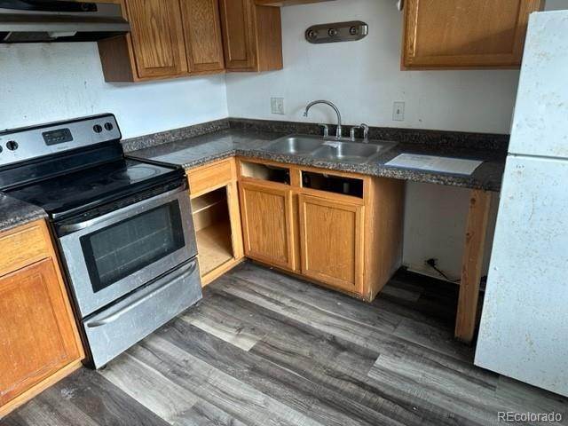 4. Single Family Homes for Sale at 11670 Sherman Street Northglenn, Colorado 80233 United States