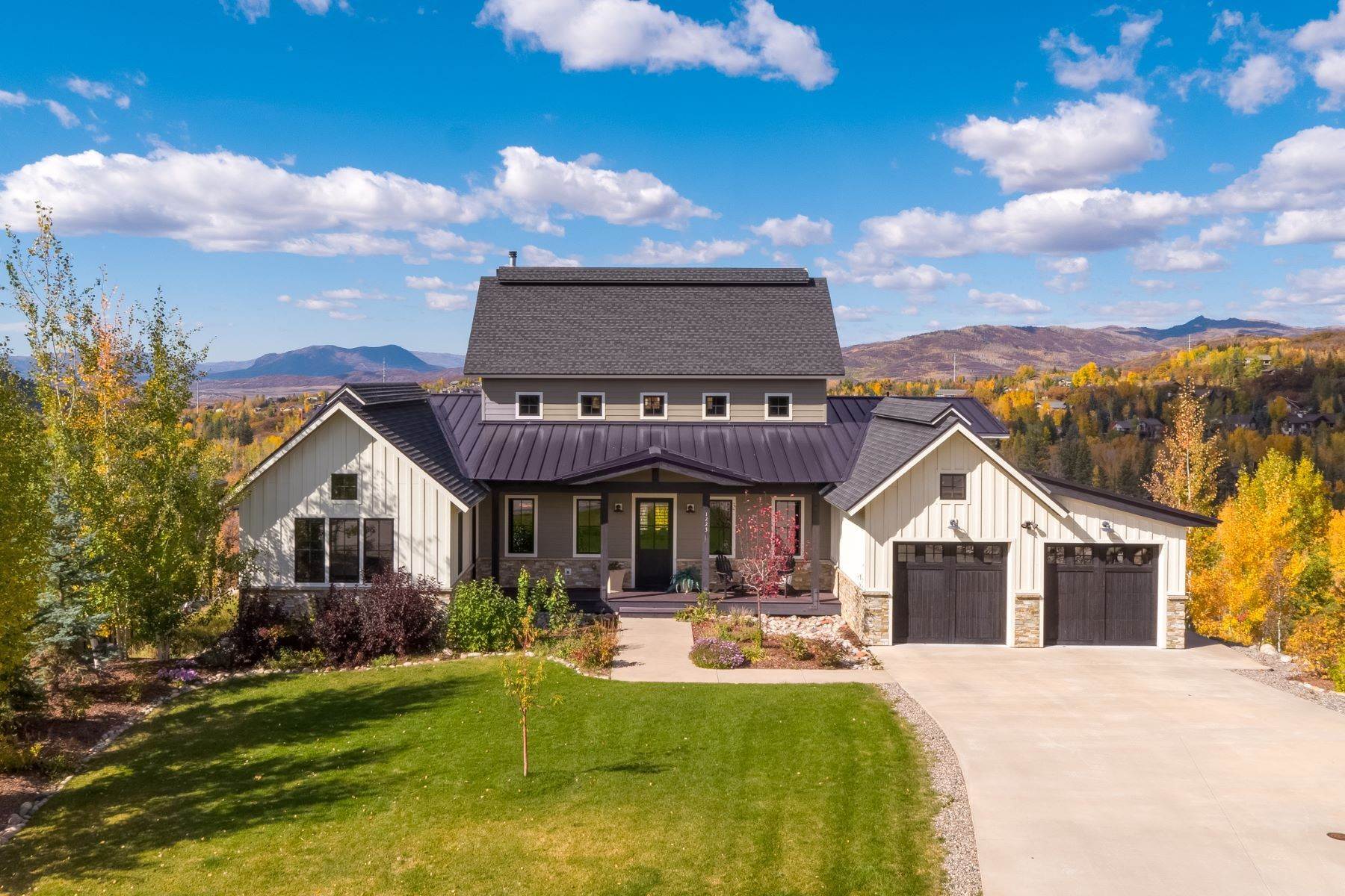 2. Single Family Homes for Sale at Beautiful Views from Graystone on the Green 1223 Clubhouse Circle Steamboat Springs, Colorado 80487 United States