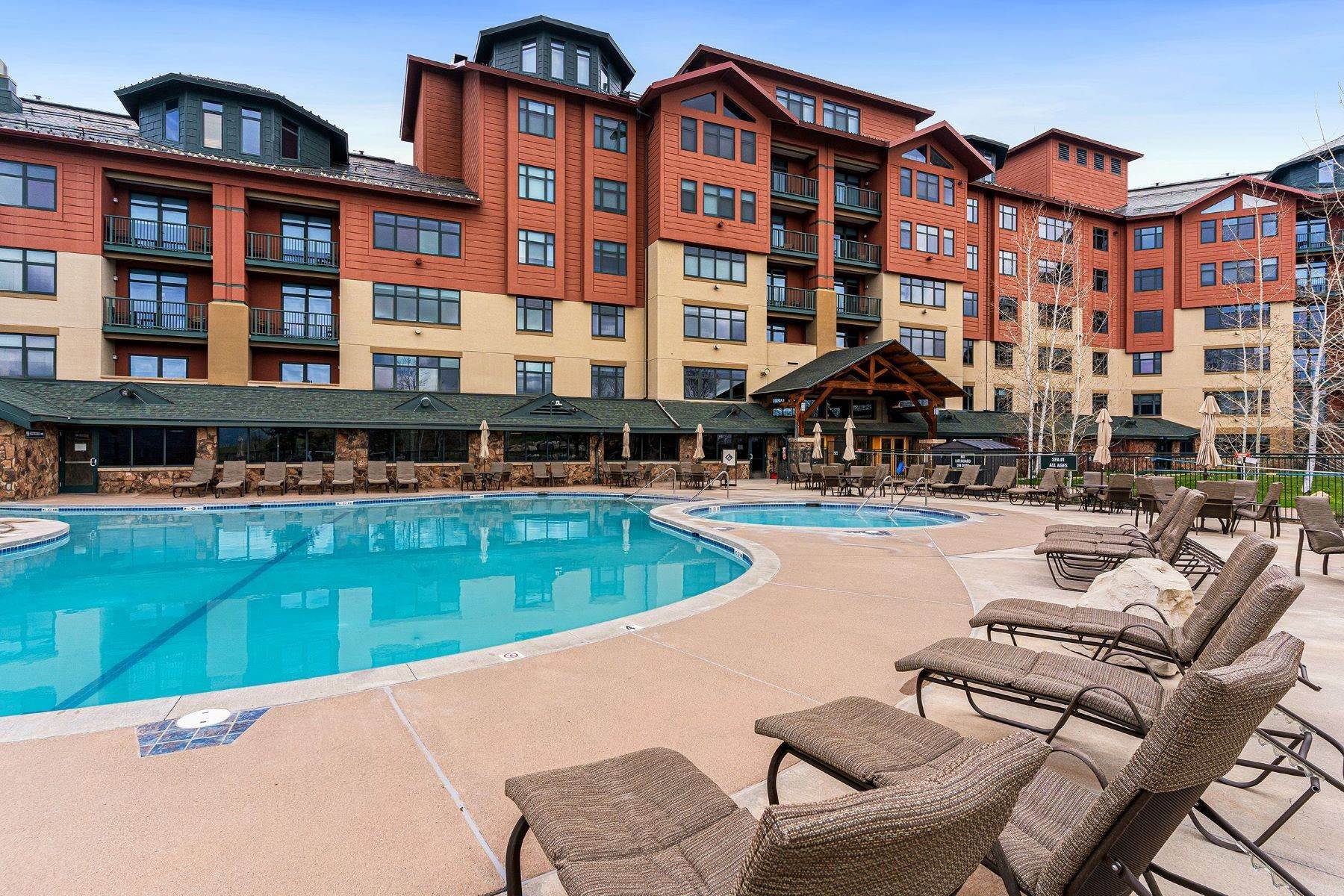 12. Condominiums for Sale at Third Floor Mogul Unit w/ Ski Area Views 2300 Mount Werner Circle, Unit# 353 Steamboat Springs, Colorado 80487 United States