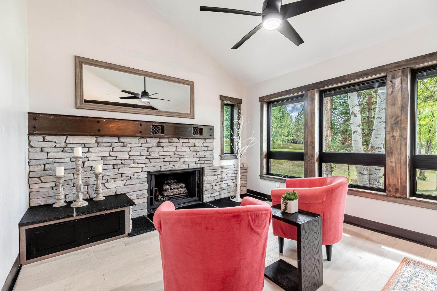 10. Single Family Homes for Sale at Renovated Home in a Prime Location 848 Spring Hill Road Steamboat Springs, Colorado 80487 United States